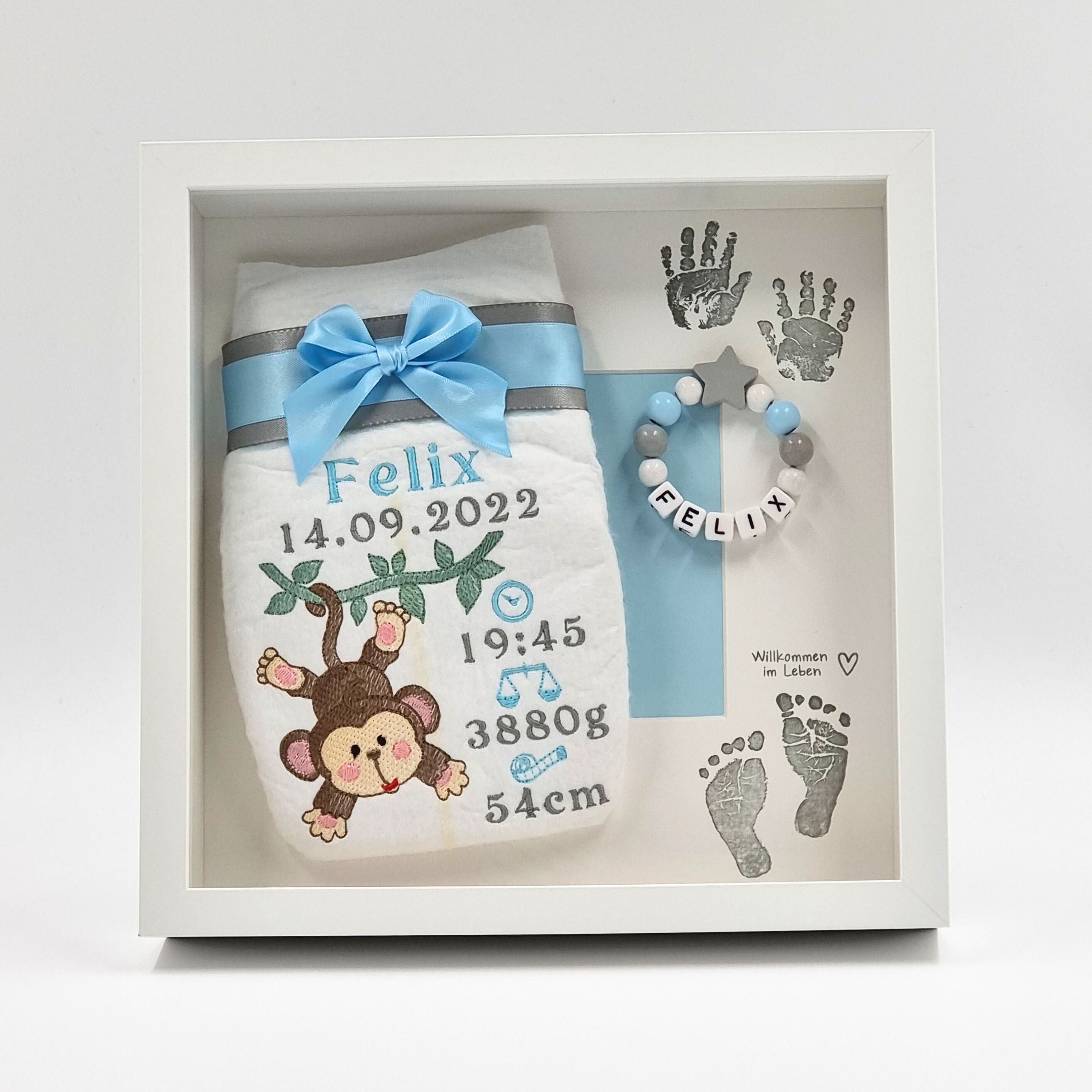 Bestickte Windel im Rahmen im Affen Design – Stickblume.de